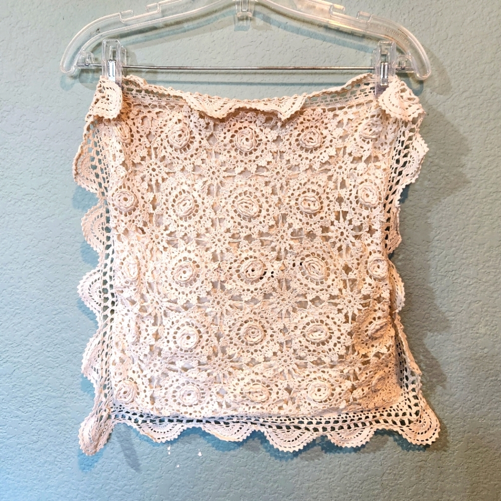 Vtg Victorian 100% Cotton Floral Romantic Crocheted Throw Pillow Case Doily 18"